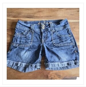 Wallflower Denim Blue Rolled Edge Shorts, Size 3 Junior